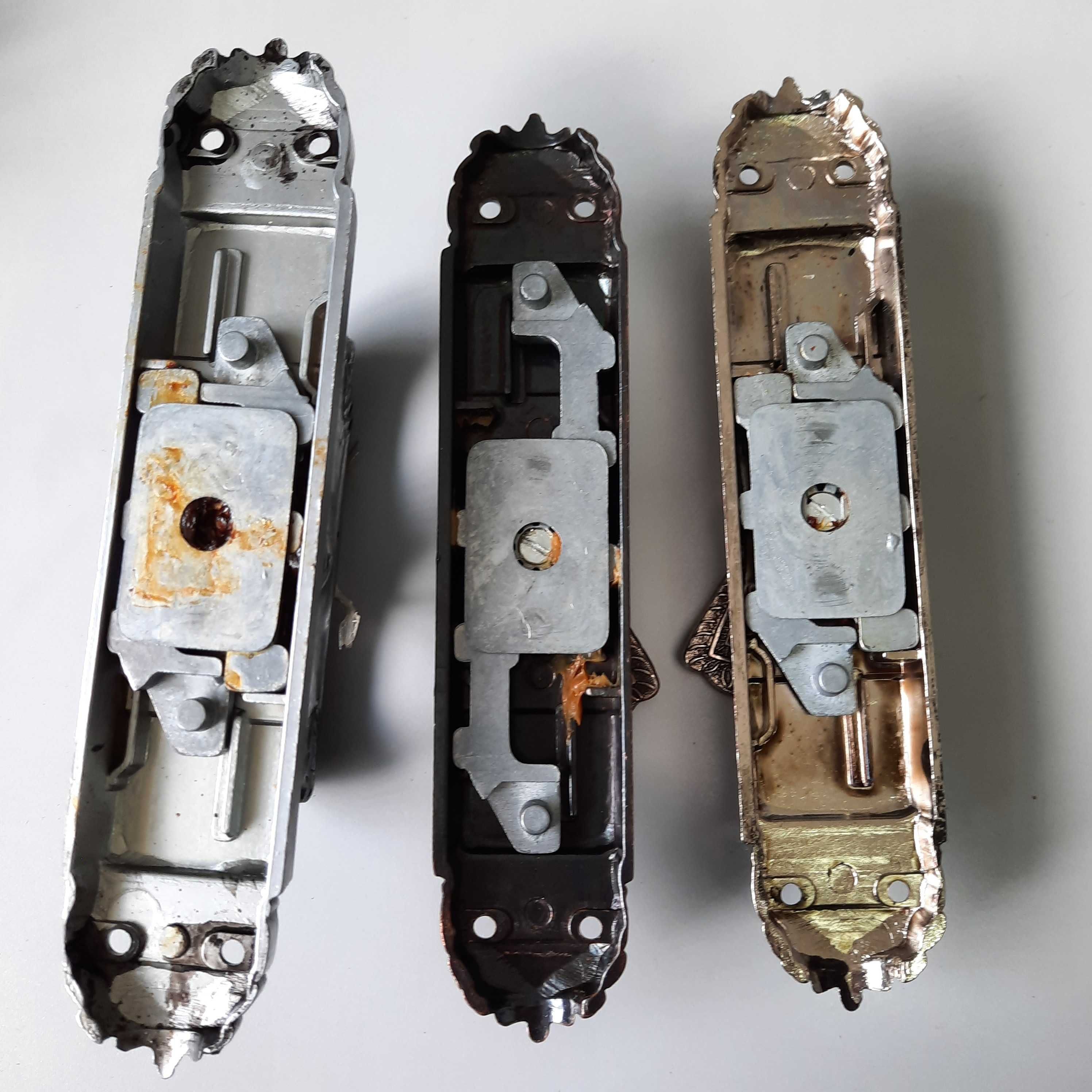 Maçanetas de latão, metal. Vários modelos e tamanhos.