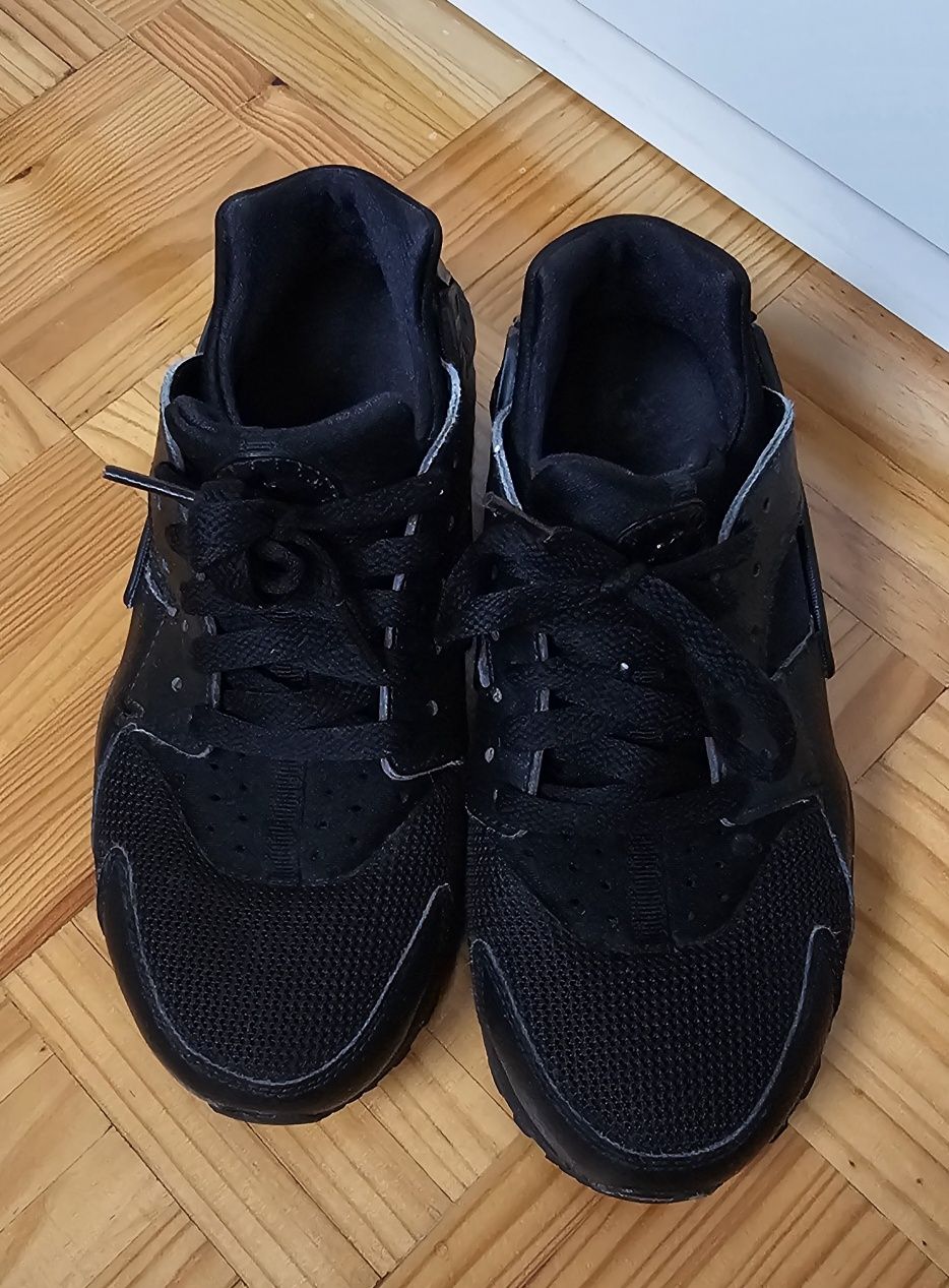 Ténis Nike Huarache nr 37,5