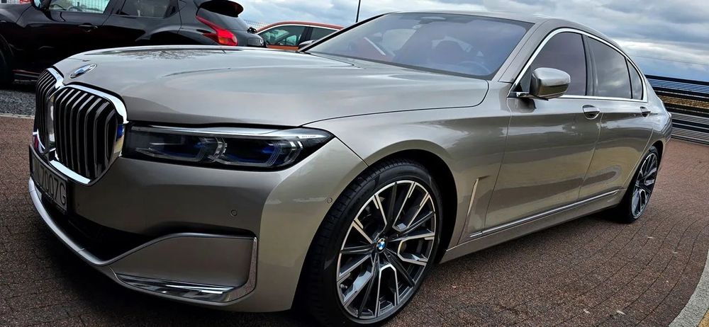 BMW Seria 7 100%BEZWYPADKOWE Stan dla wymagających klientów X-Drive OKAZ LONG