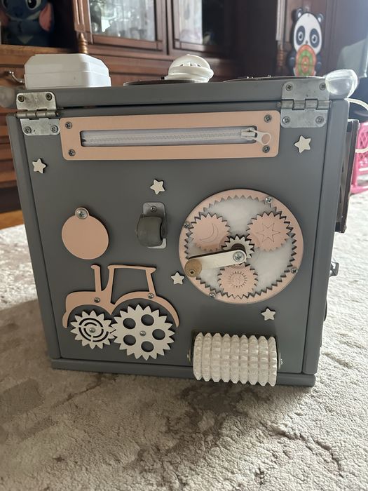 Бізікуб з ящиком для іграшок 30*30