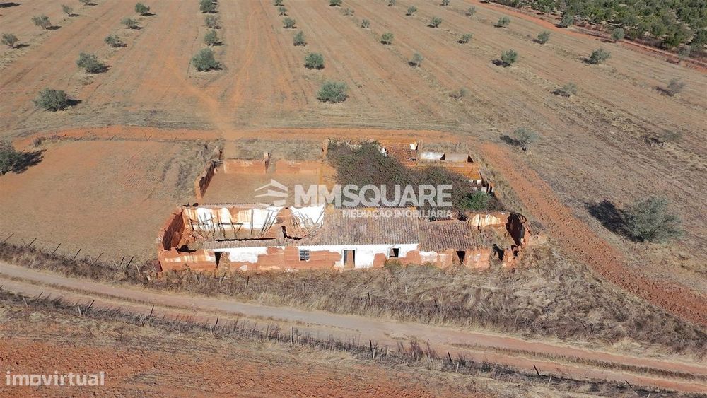 Herdade  Venda em Garvão e Santa Luzia,Ourique