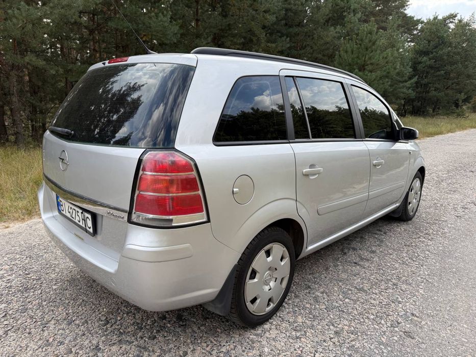 Продам Opel Zafira