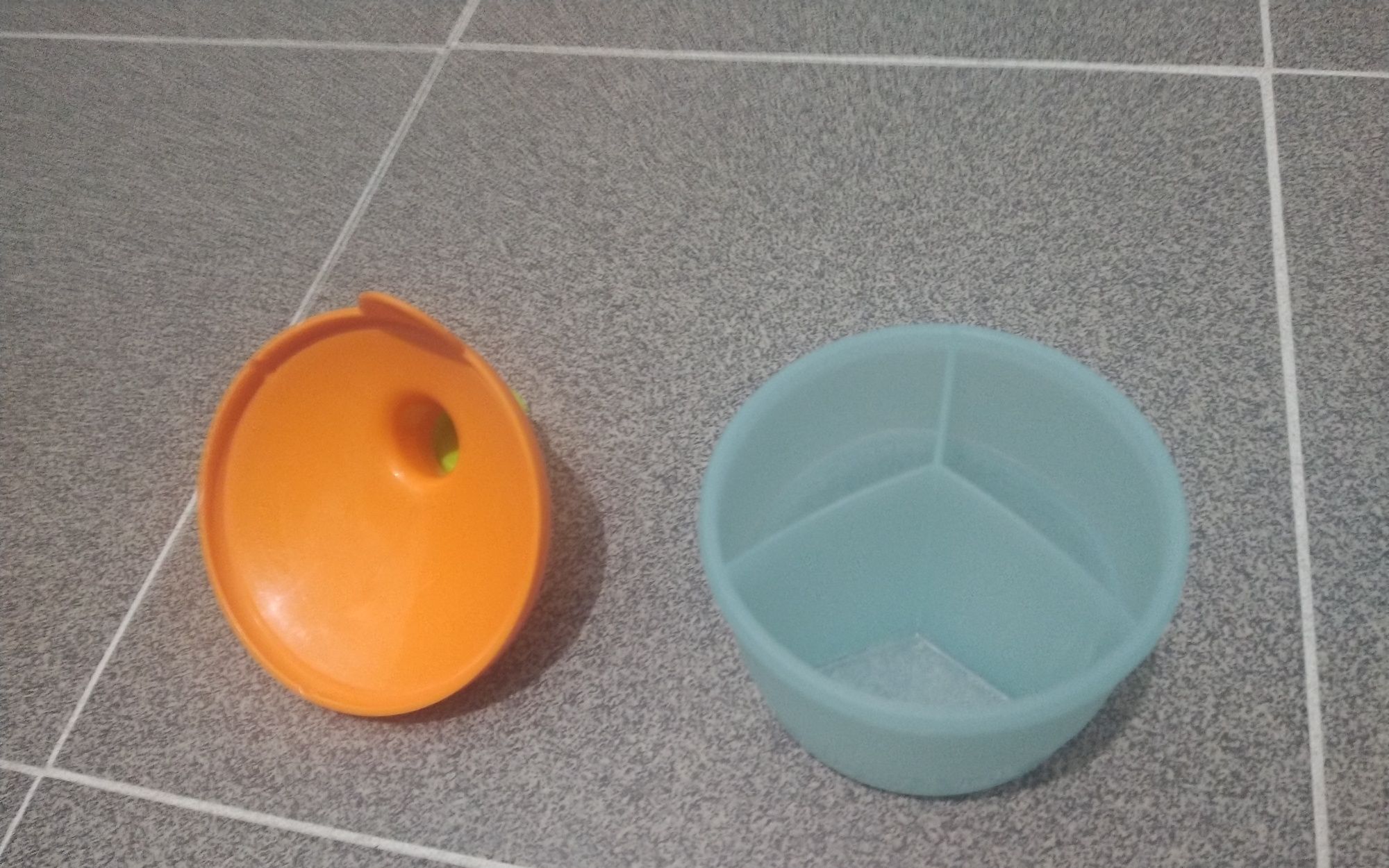 Tupperware com doseador para leite em pó