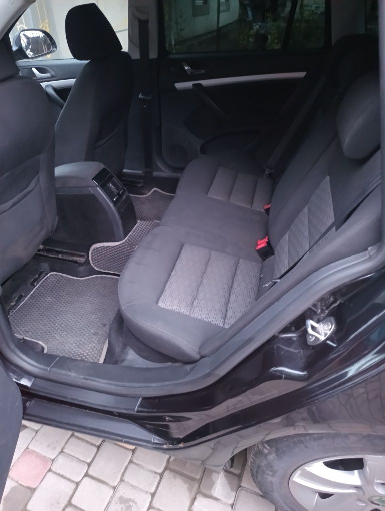 Продам своє авто Scoda oktavia