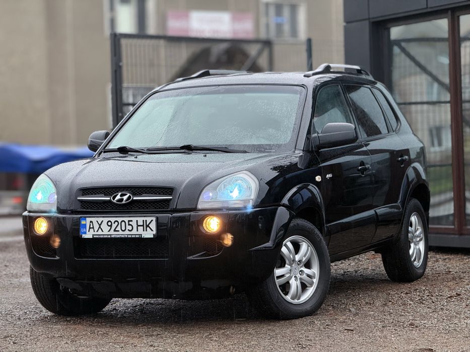 Продам Hyundai Tucson Дизель 2.0 Повний привід 4х4