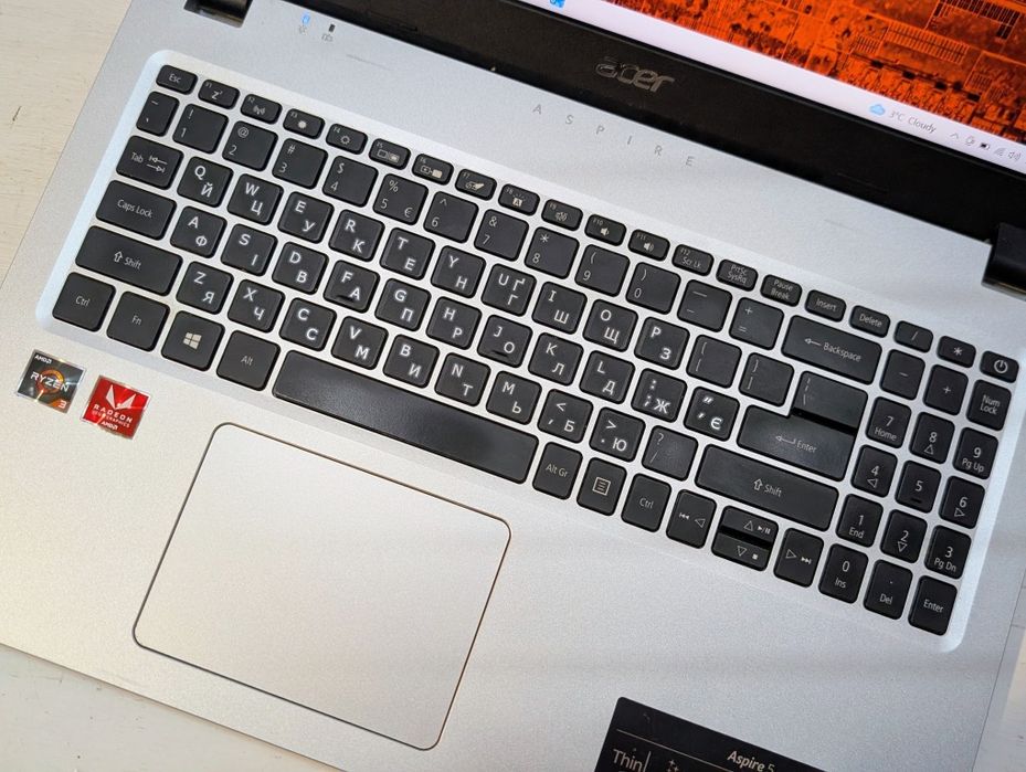 Acer aspire 5 Ryzen ips