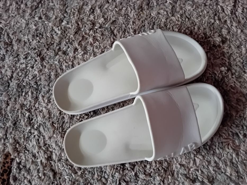 Croop klapki 42 unisex profilowane