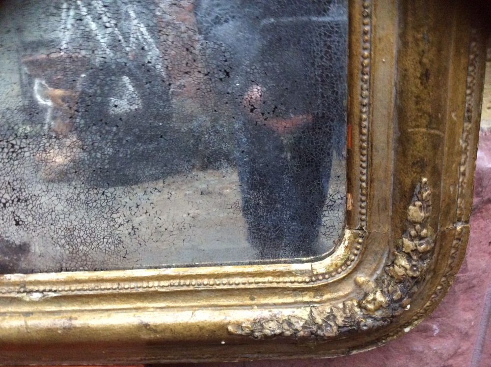Зеркало антикварное в позолоченной раме