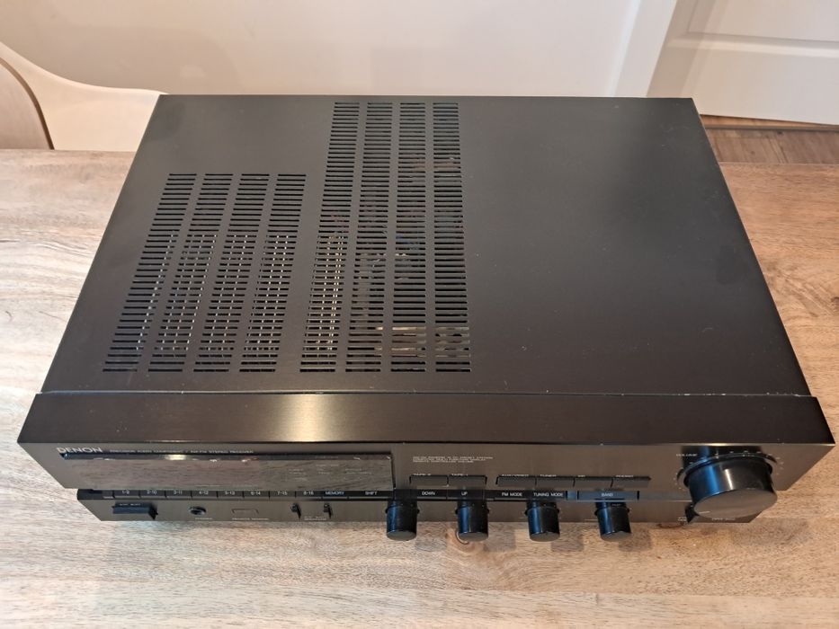 Amplituner Denon DRA-625