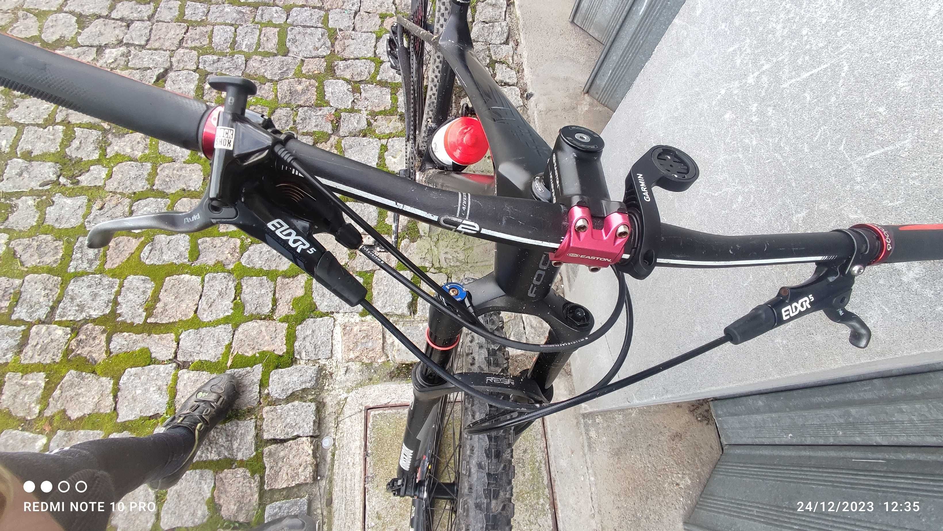 Bicicleta focus raven max BTT