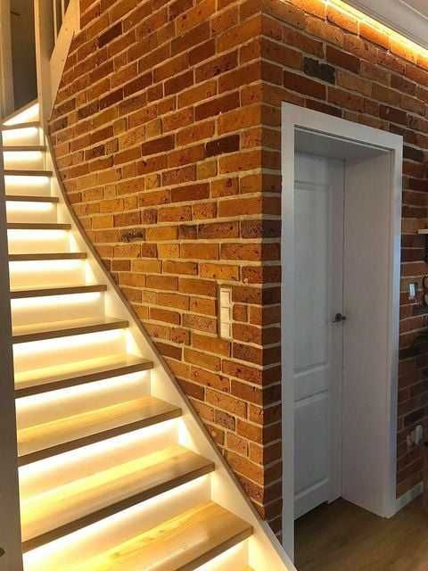 Płytki ze starej cegły, środki, różne odcienie. Loft-Styl