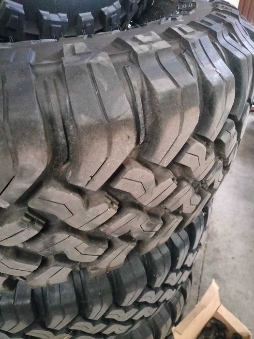 Pneus Falken MT/jantes Land Rover