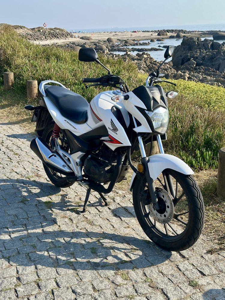 Moto Honda CBF 125 de 2018 (GLR125)