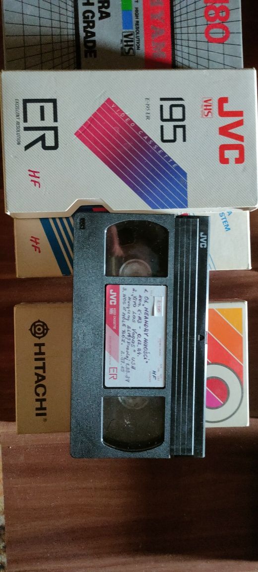 Kasety VHS JVC Hitachi Adachi Cosmag w stanie idealnym/bardzo dobrym