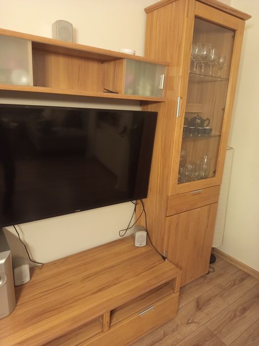 Zestaw mebli do salonu pokoju,  witryny fronty z drewna