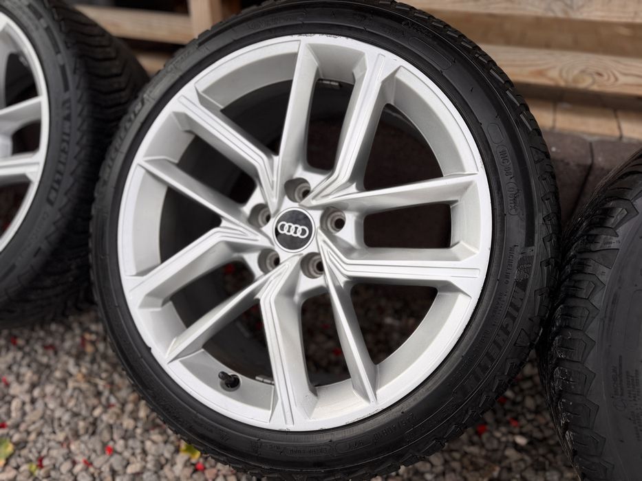 Felgi Koła 18 ORYGINAŁ AUDI A5 A4 Skoda Opony