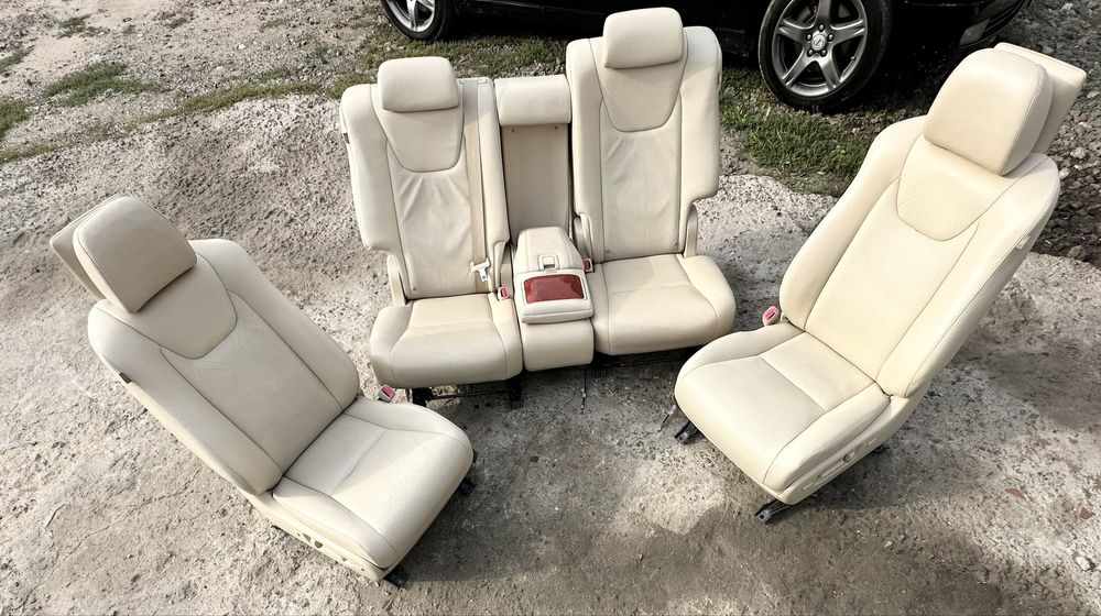 Салон Lexus RX 350/450h 2013