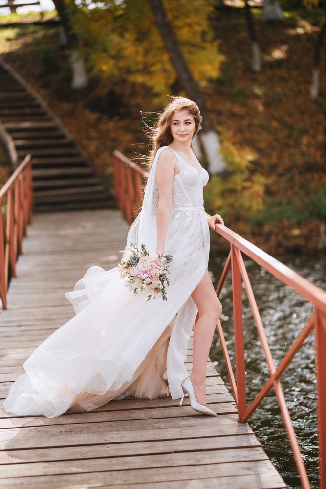 Продам Весільну сукню