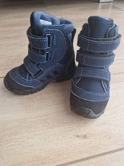 Śniegowce Adidas Holtanna 21