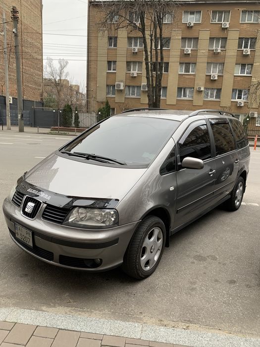 Сиат Альхамбра 2.0 газ/бензин автомат