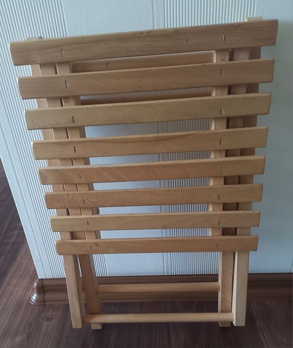 Продам складные табуреты