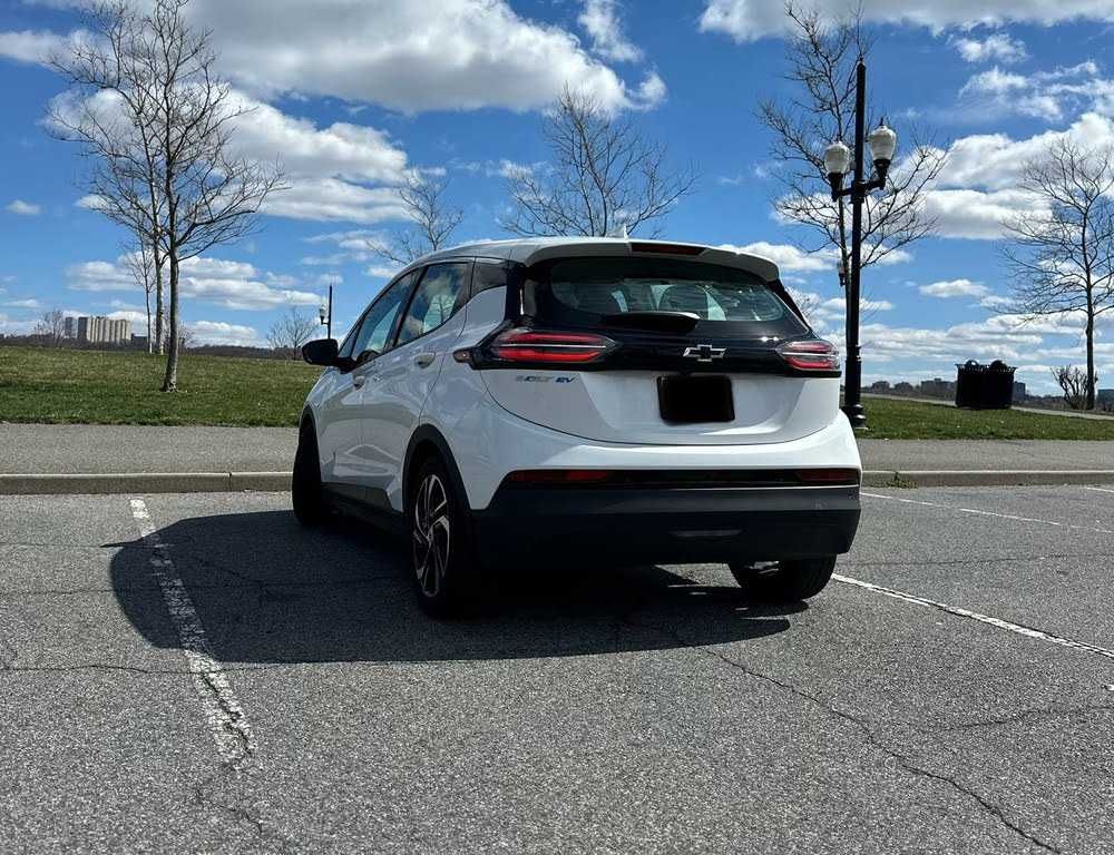 2023 Chevrolet Bolt 2LT EV