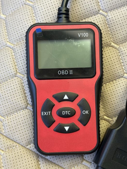 Сканер OBD2 V100 диагностика авто reader стирание ошибок автомобиля