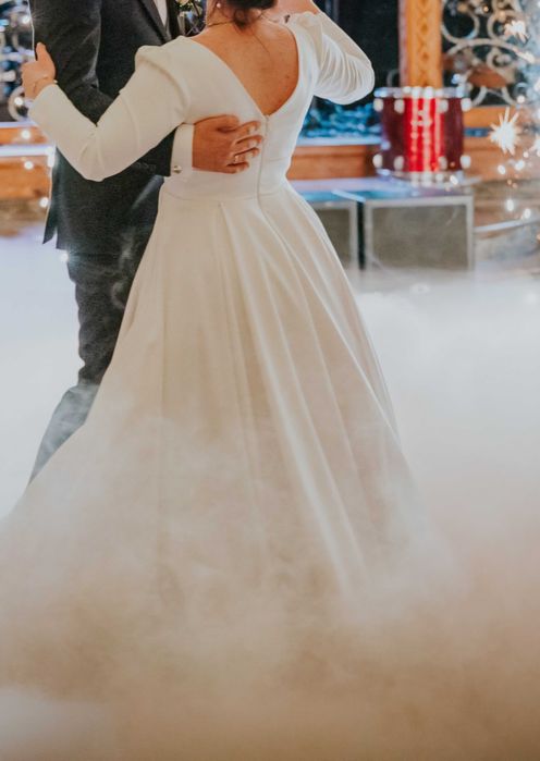 Suknia ślubna z odpinanym trenem rozmiar 38/40