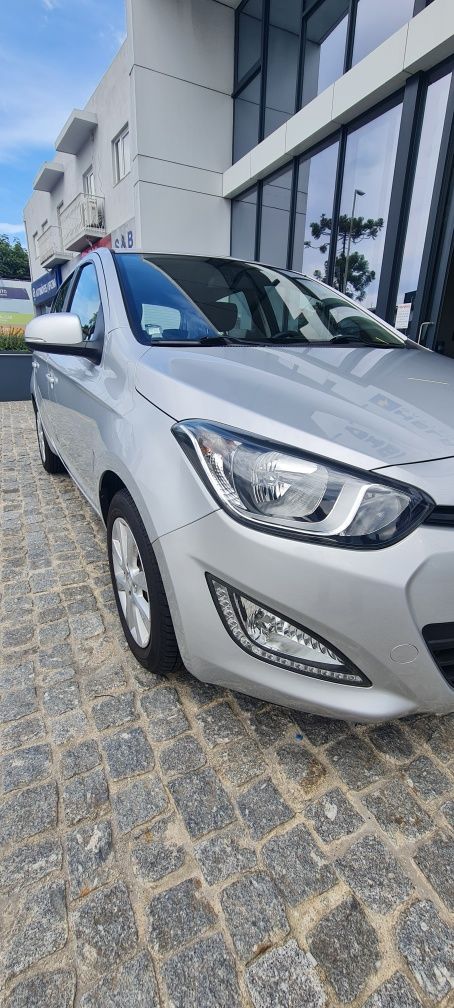 Hyundai i20 CRDI 1.1 • 2014 • 90.000km • Excelente estado