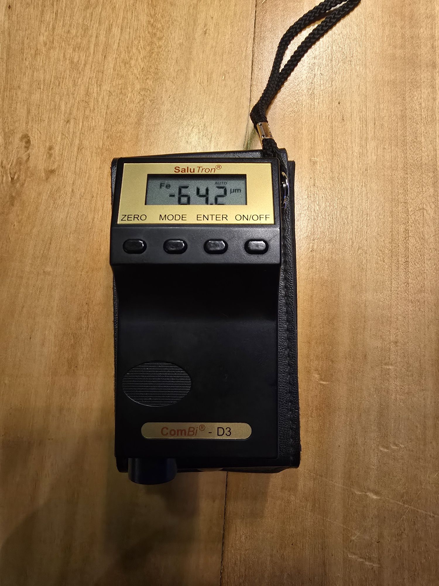 Miernik Lakieru SALU TRON combi-d3