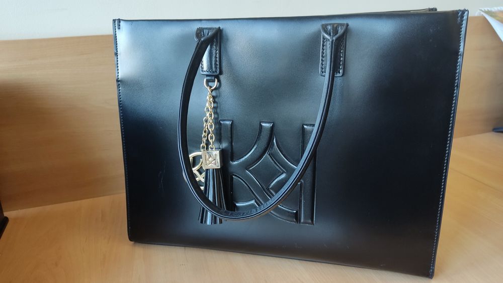 Torebka skórzana Kazar najnowsza kolekcja do ręki i ramię