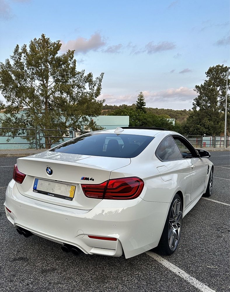 BMW M4 Competition (2 anos garantia bmw)