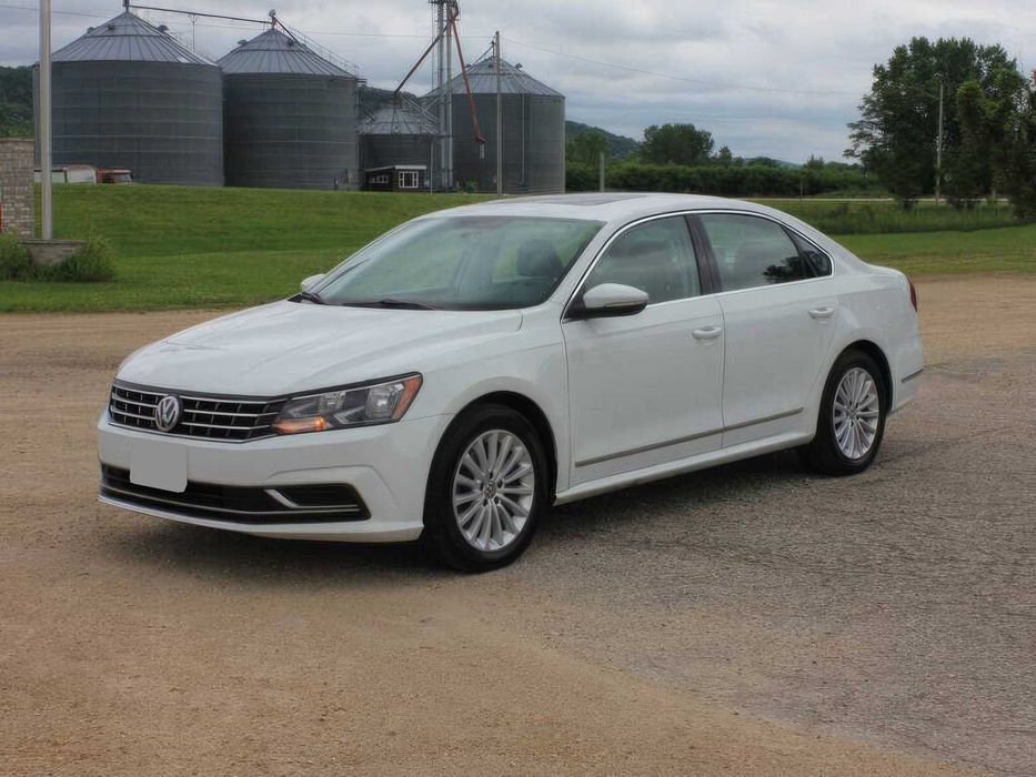 Volkswagen Passat      2016