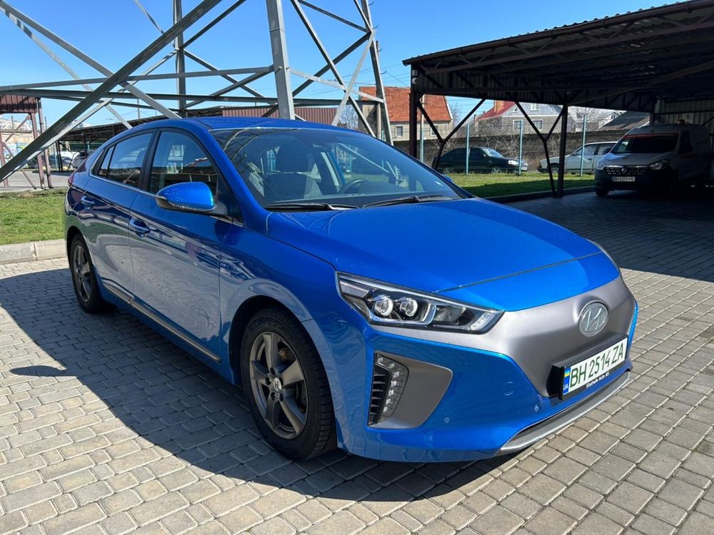 Продам автомобіль Hyundai Ioniq