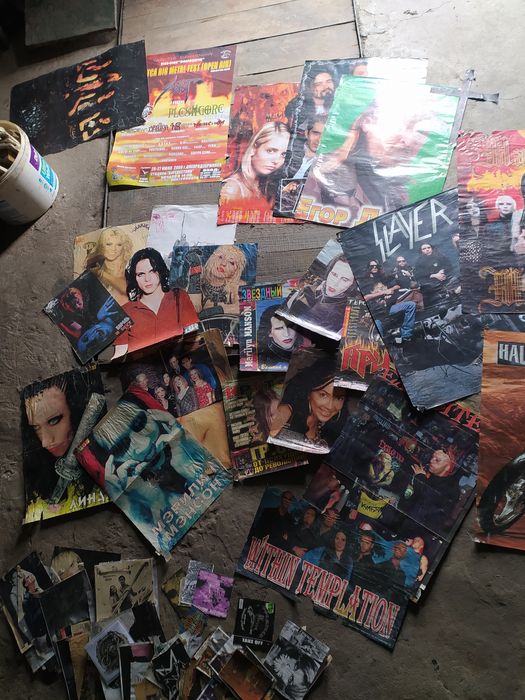 Вирізки з футболок рок