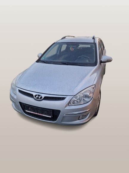 Разборка Hyundai i30 2007 1.6crdi 1.6i шрот детали запчастини двигател