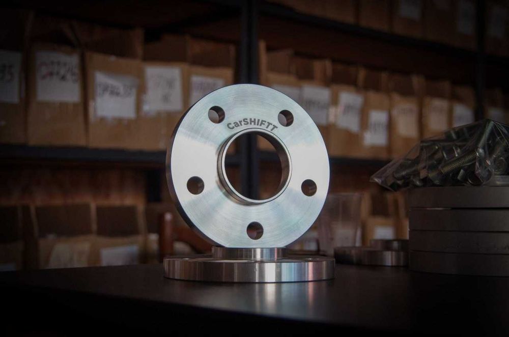 BLACK FRIDAY Колісні проставки  розширення колії під болти і шпильки