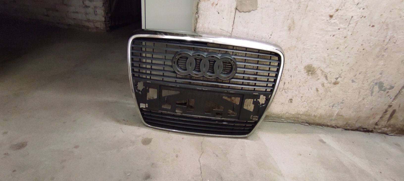 Grill audi a6c6 2005