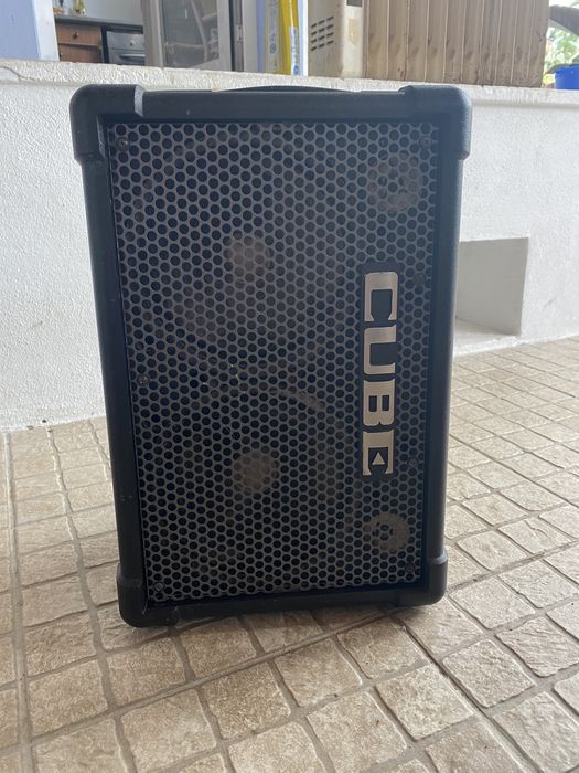 Amplificacor Roland Cube Street EX (modelo grande)