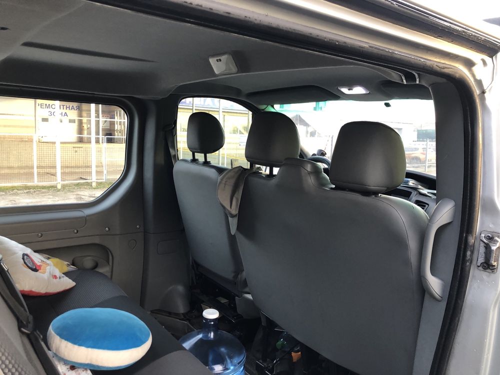 Opel Vivaro 2011 газ-бензин