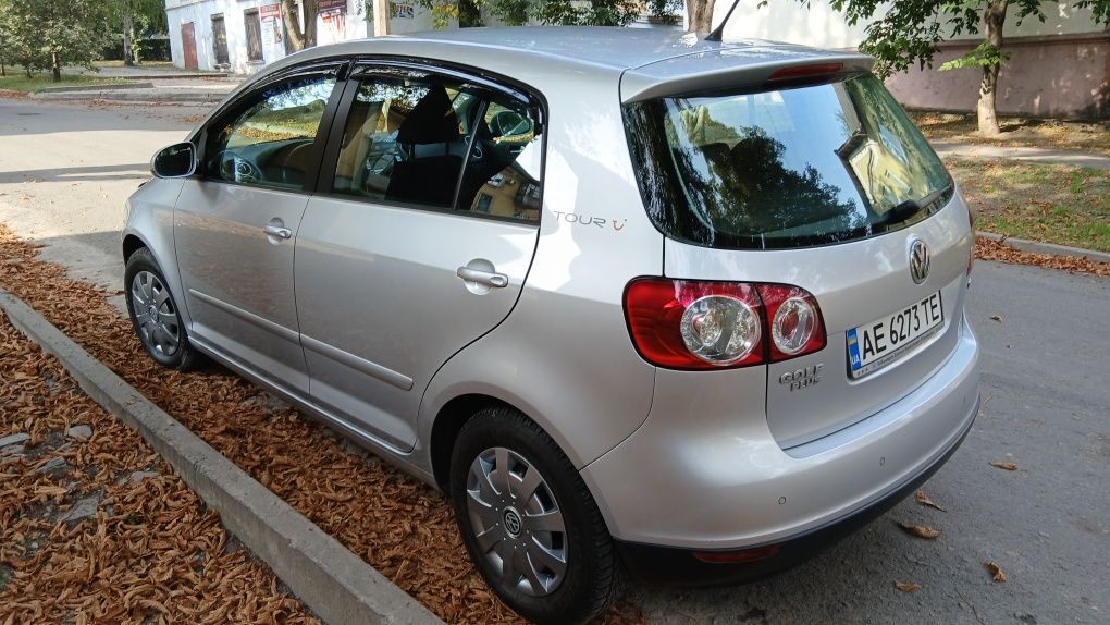 Продам VW Golf Plus 1,6 mpi