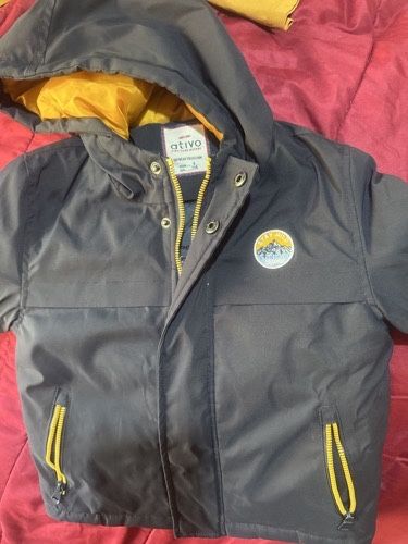 Vários casacos rapaz 6/8 anos