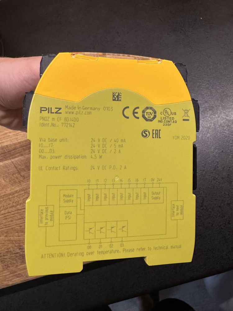 Pilz PNOZ b1 oraz PNOZ m EF komplet