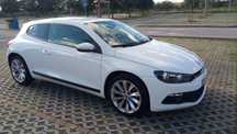 VW Scirocco 1.4 tsi 160cv.