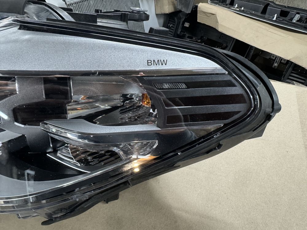 Продам фару BMW G30 8499119-03   8499120-03