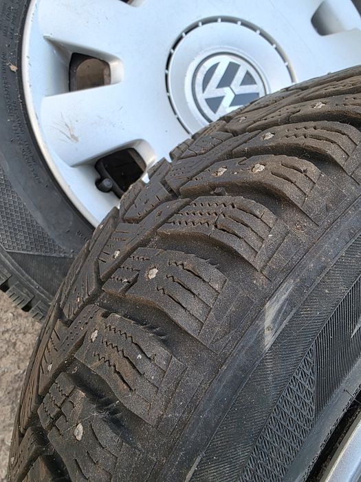 Диски с резиной very golf4 зима шип 5x100 185/65/15 3шт