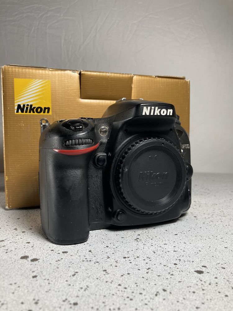 Вживаний Nikon D7100 body + запис відео 1080p/fullHD