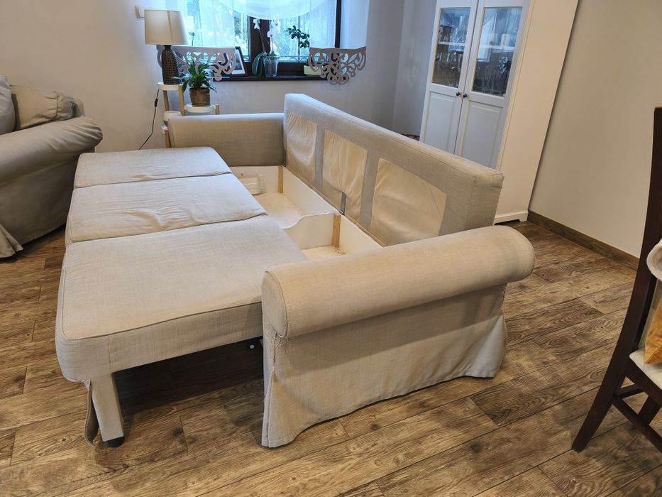Sofa+ fotel+ podnóżek