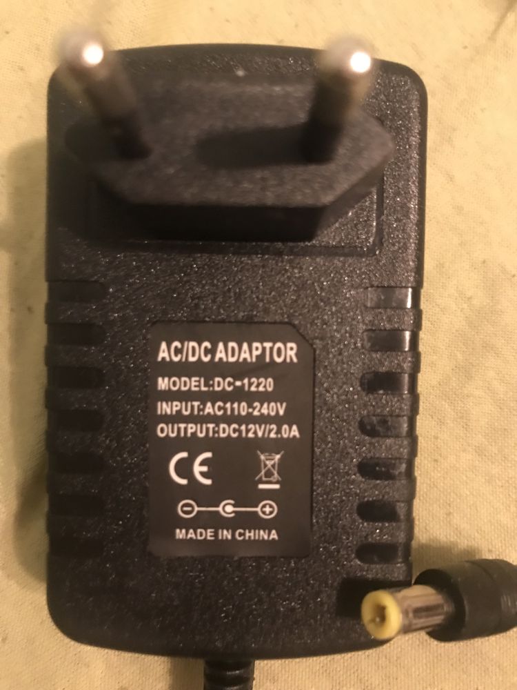 Nowy wtykowy zasiacz Led DC 12v/2A 24Wat