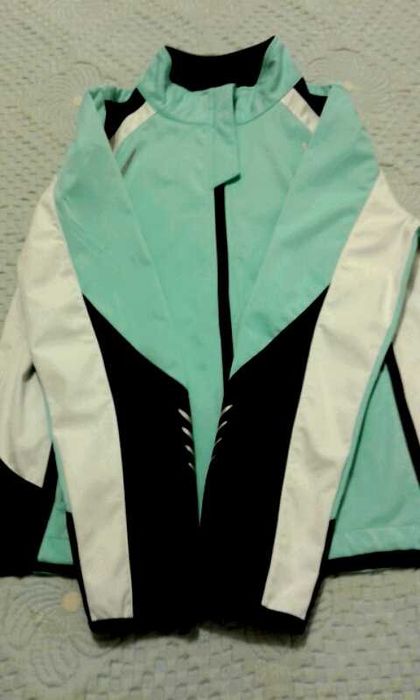 Casaco corta vento. Novo